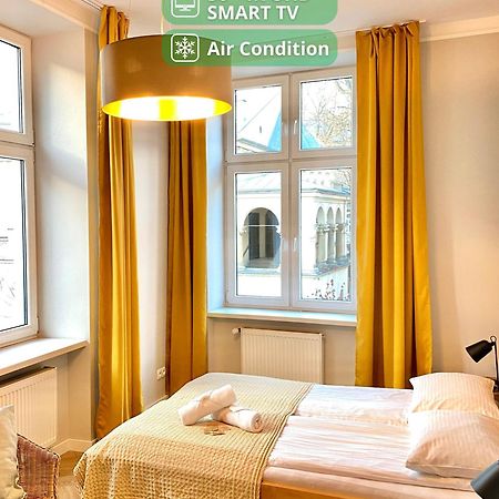 Faust Apartments In The Heart Of Kazimierz By Mint Apartment Cracóvia Exterior foto