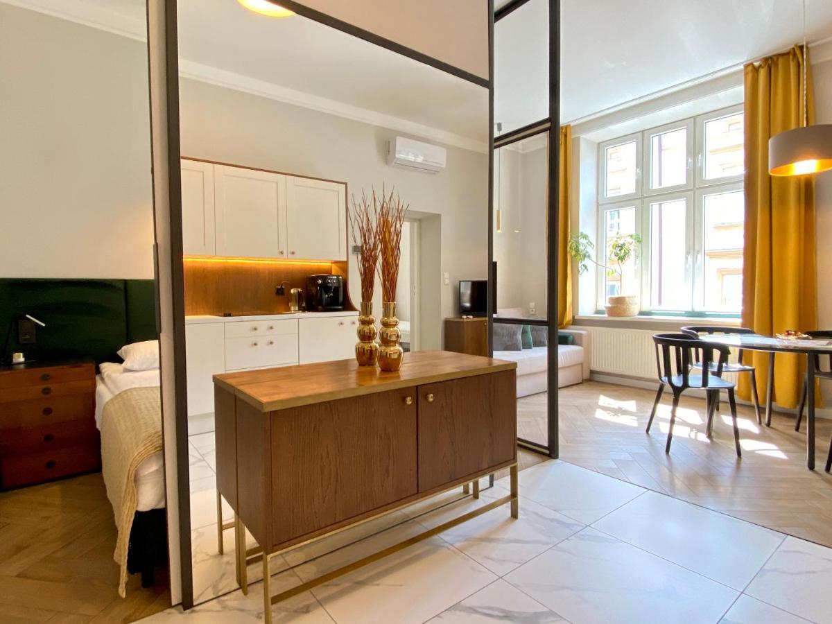 Faust Apartments In The Heart Of Kazimierz By Mint Apartment Cracóvia Exterior foto